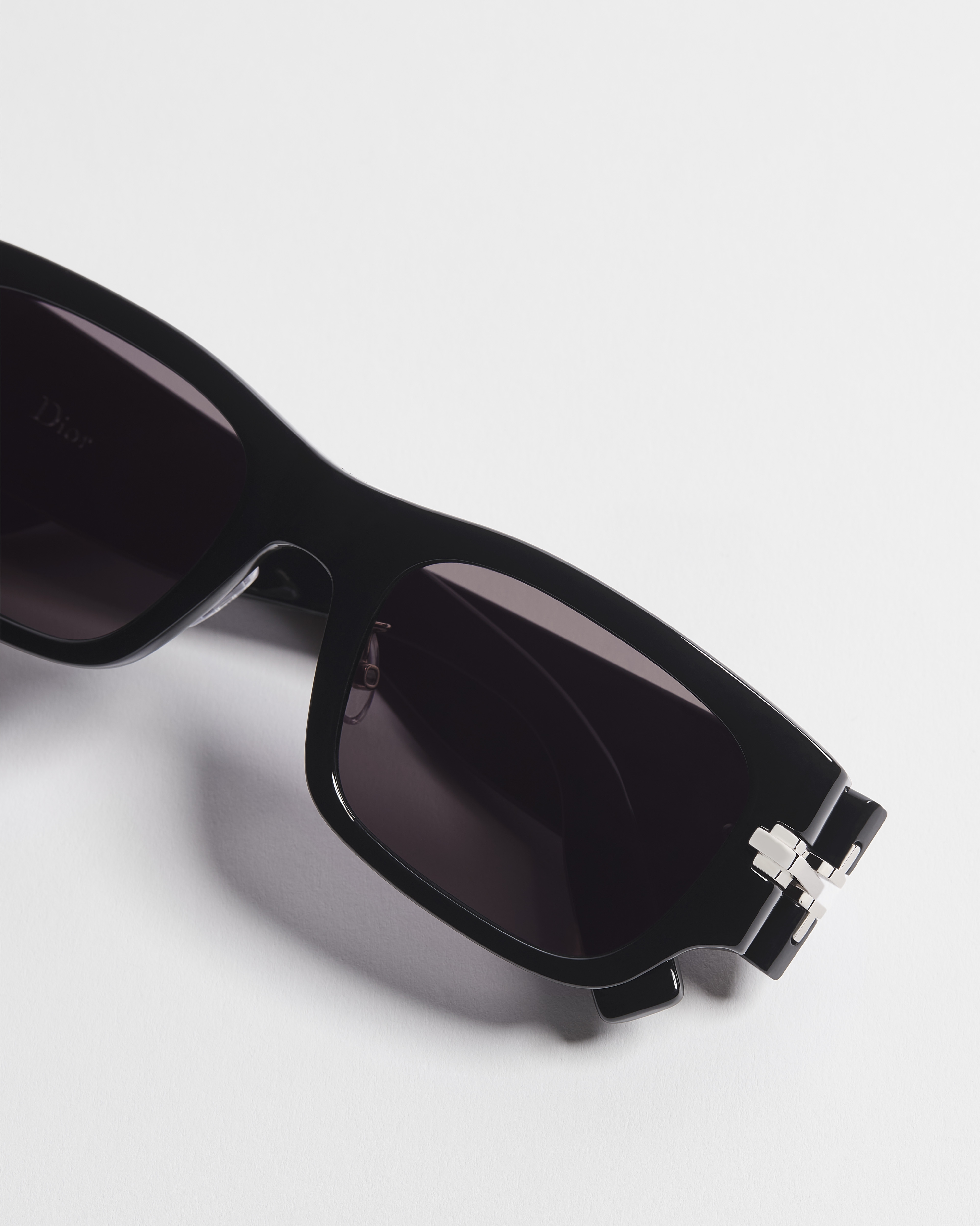 DiorBlackSuit XL S4F 黑色正方形太陽眼鏡 E06