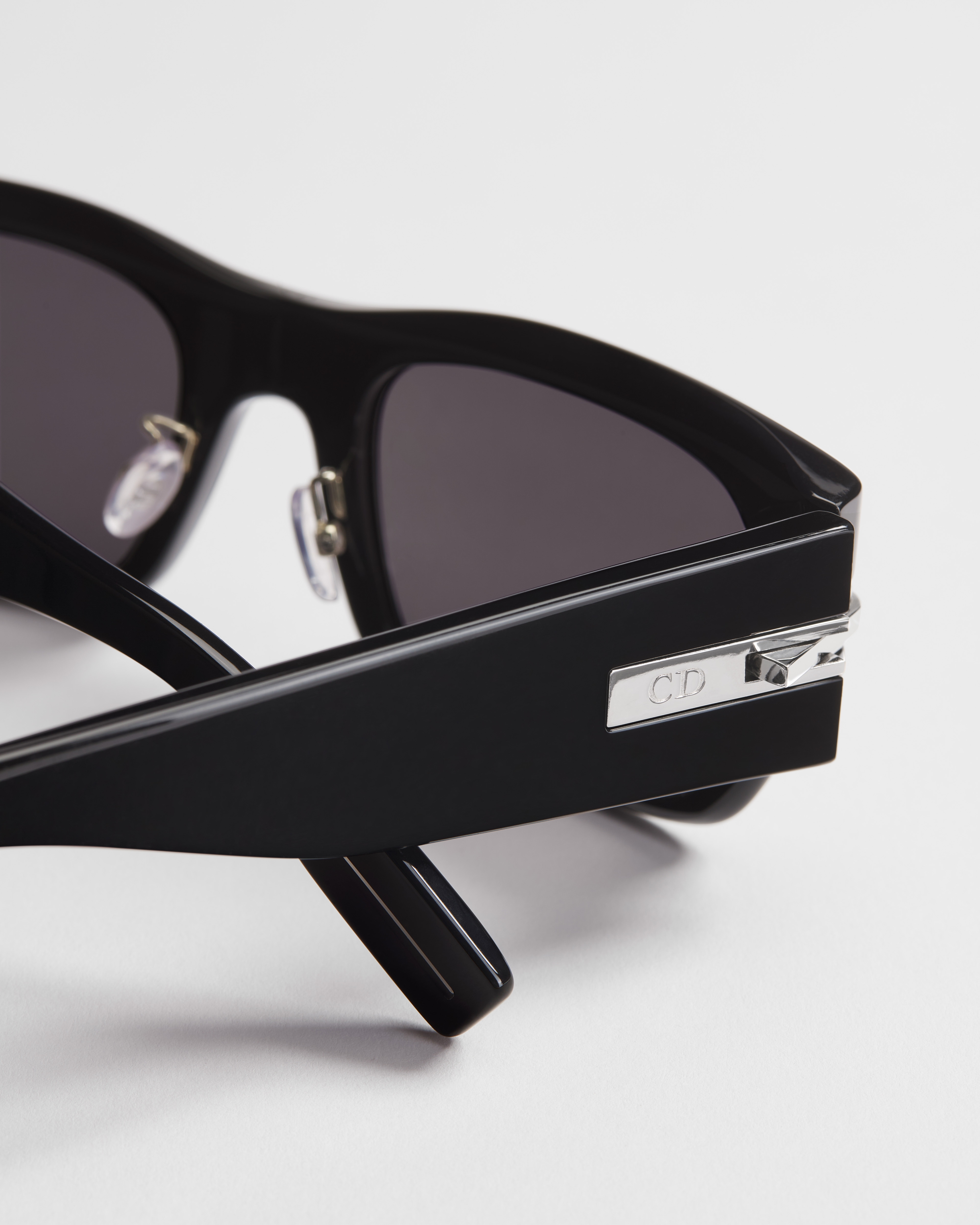 DiorBlackSuit XL S4F 黑色正方形太陽眼鏡 E08