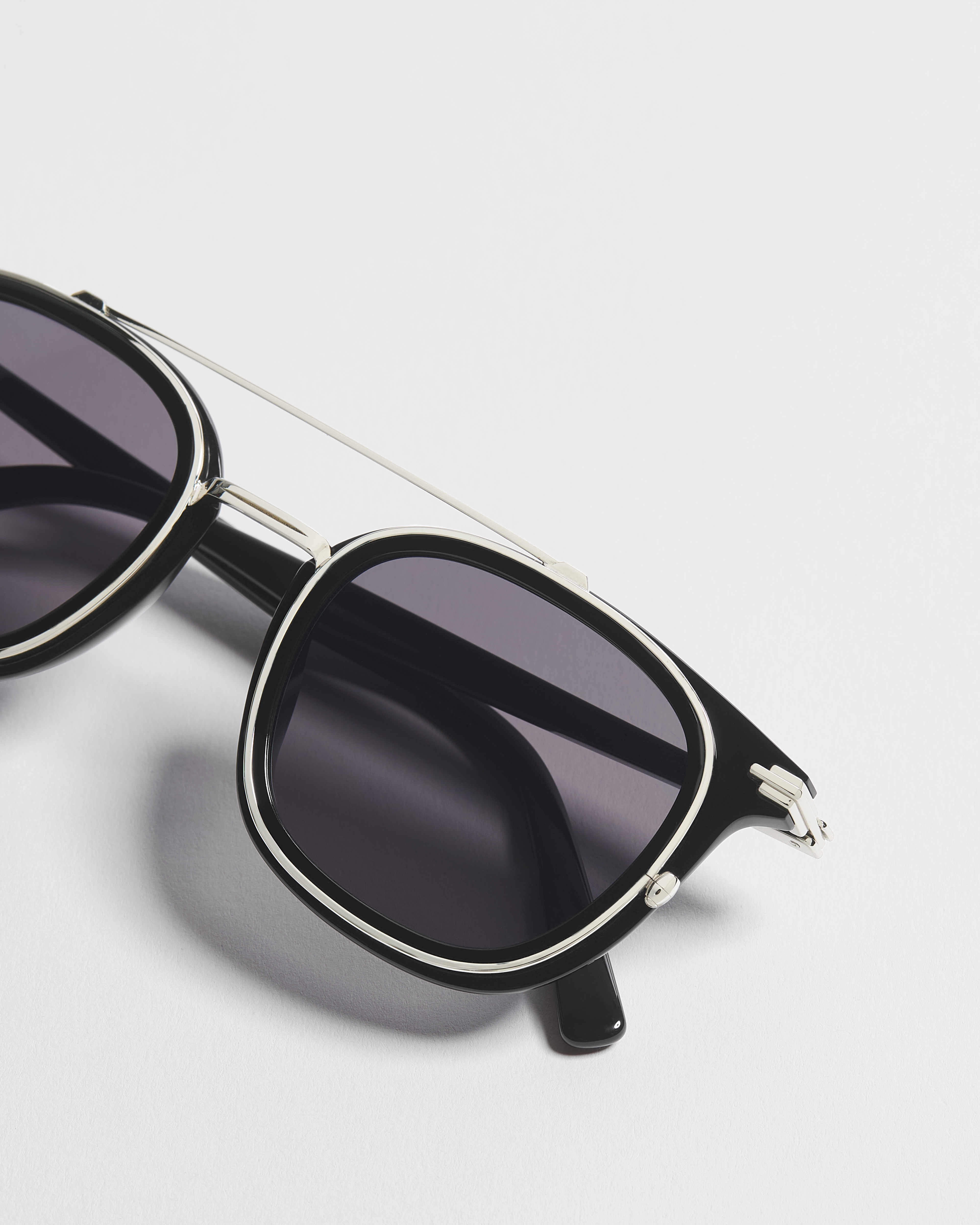 DiorBlackSuit S14I Bio-Acetate Zwarte vierkante zonnebril E06