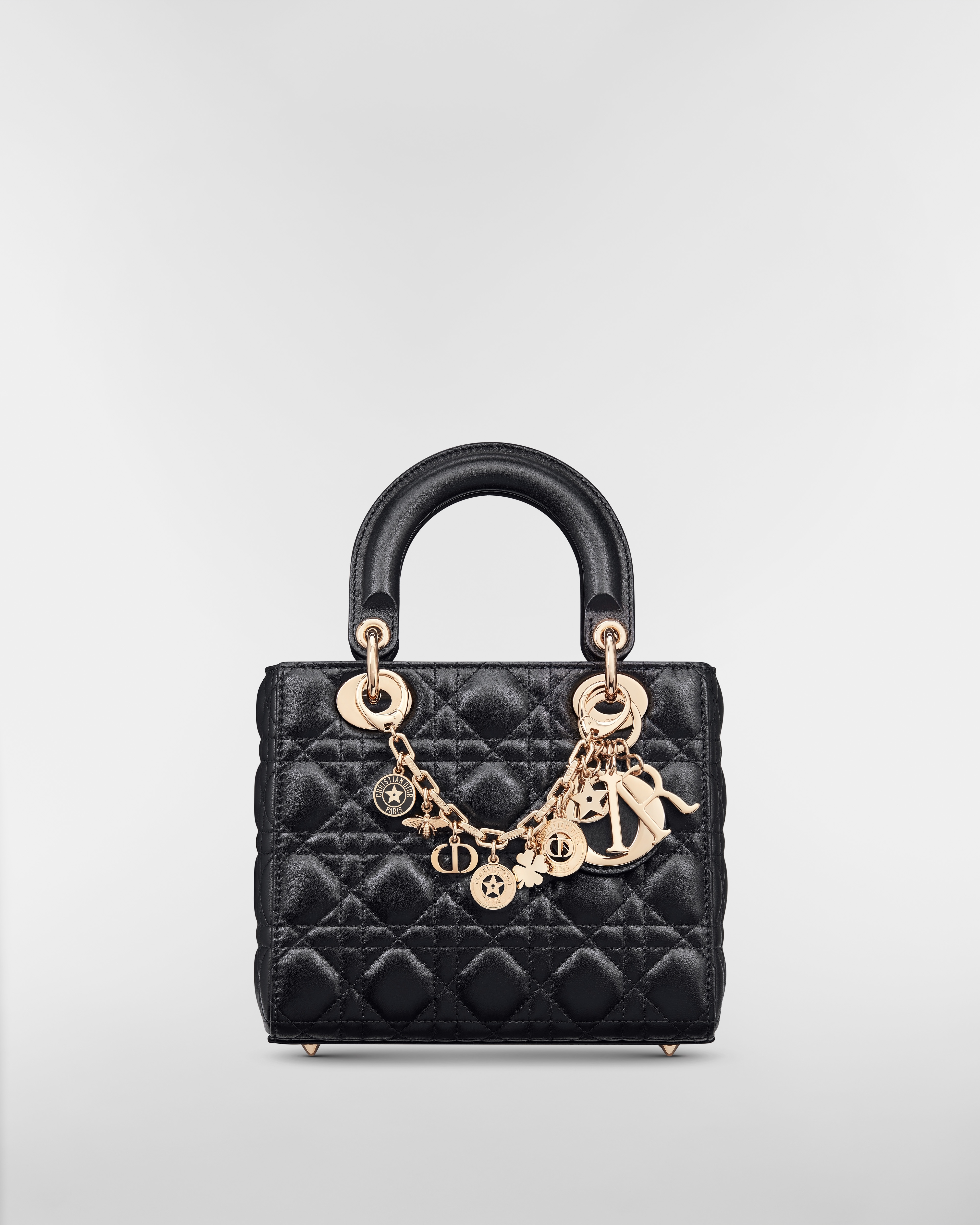 30 Montaigne 백 참 골드 피니시 메탈 & 블랙 래커 E12