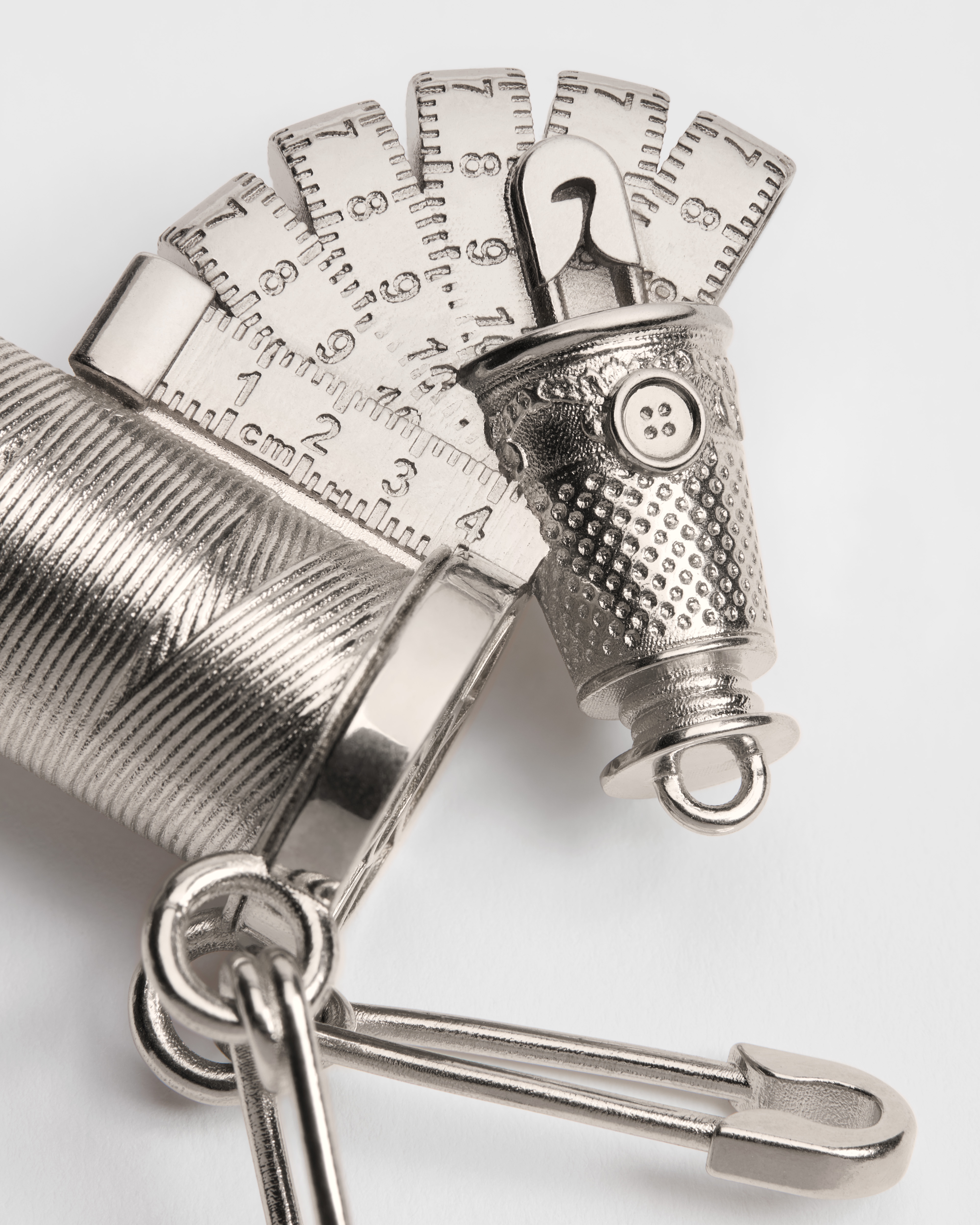 Dior Couture 참 말 브로치 실버 E10