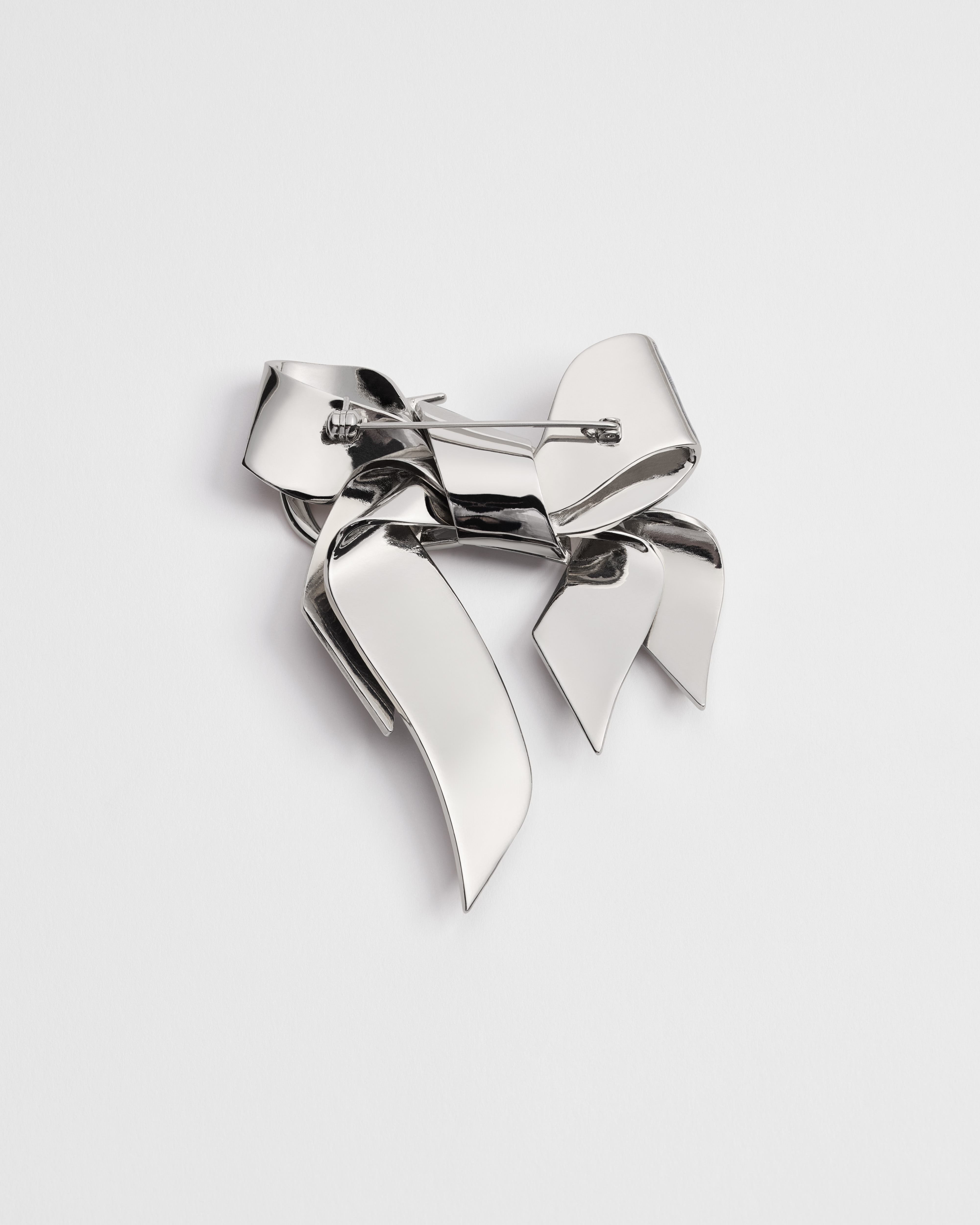 Dior Guilloché 胸針 銀色和金色飾面黃銅配藍色樹脂 E08