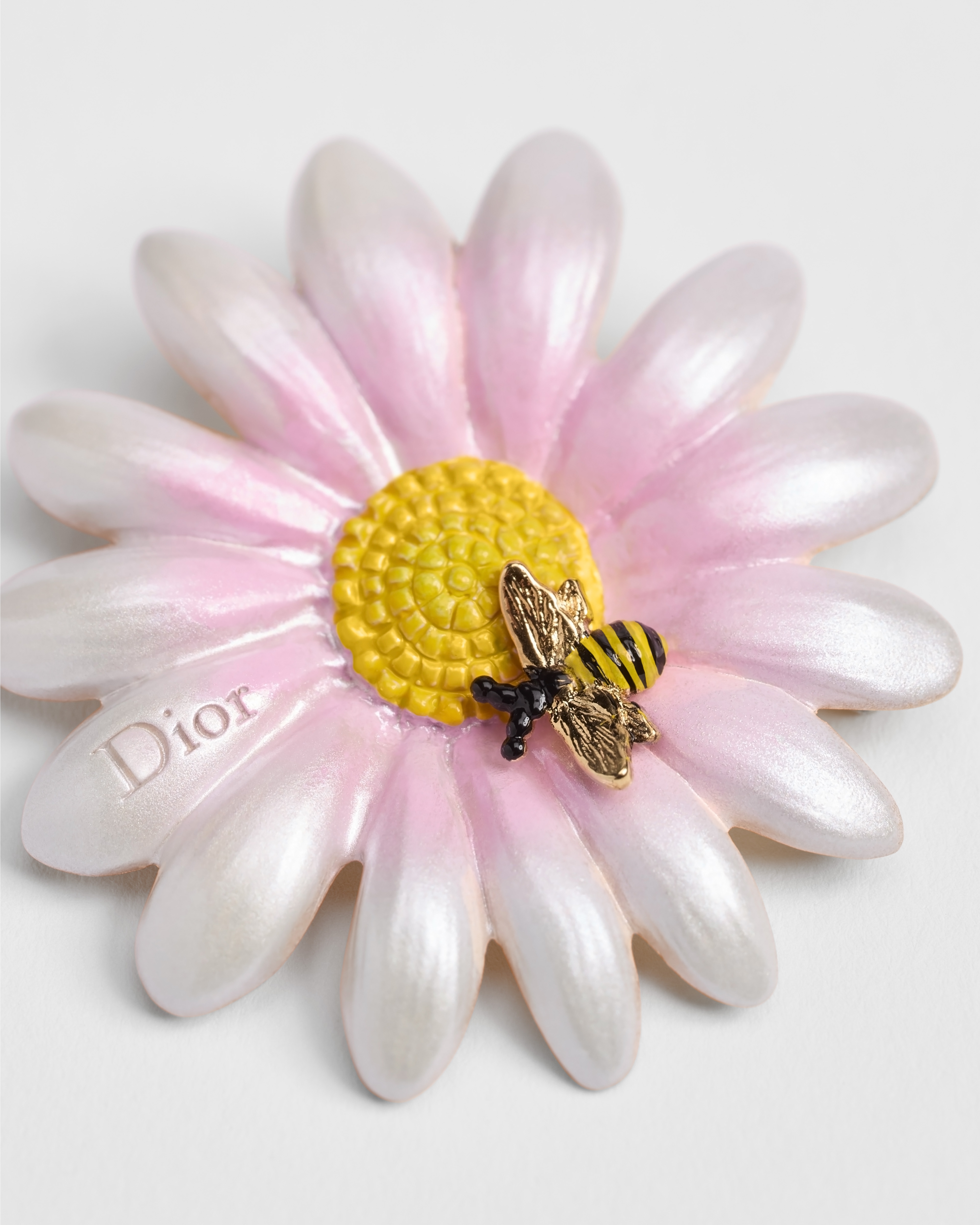 Set of Dior Daisy Brooches Gold-Finish Metal and Multicolor Lacquer E09