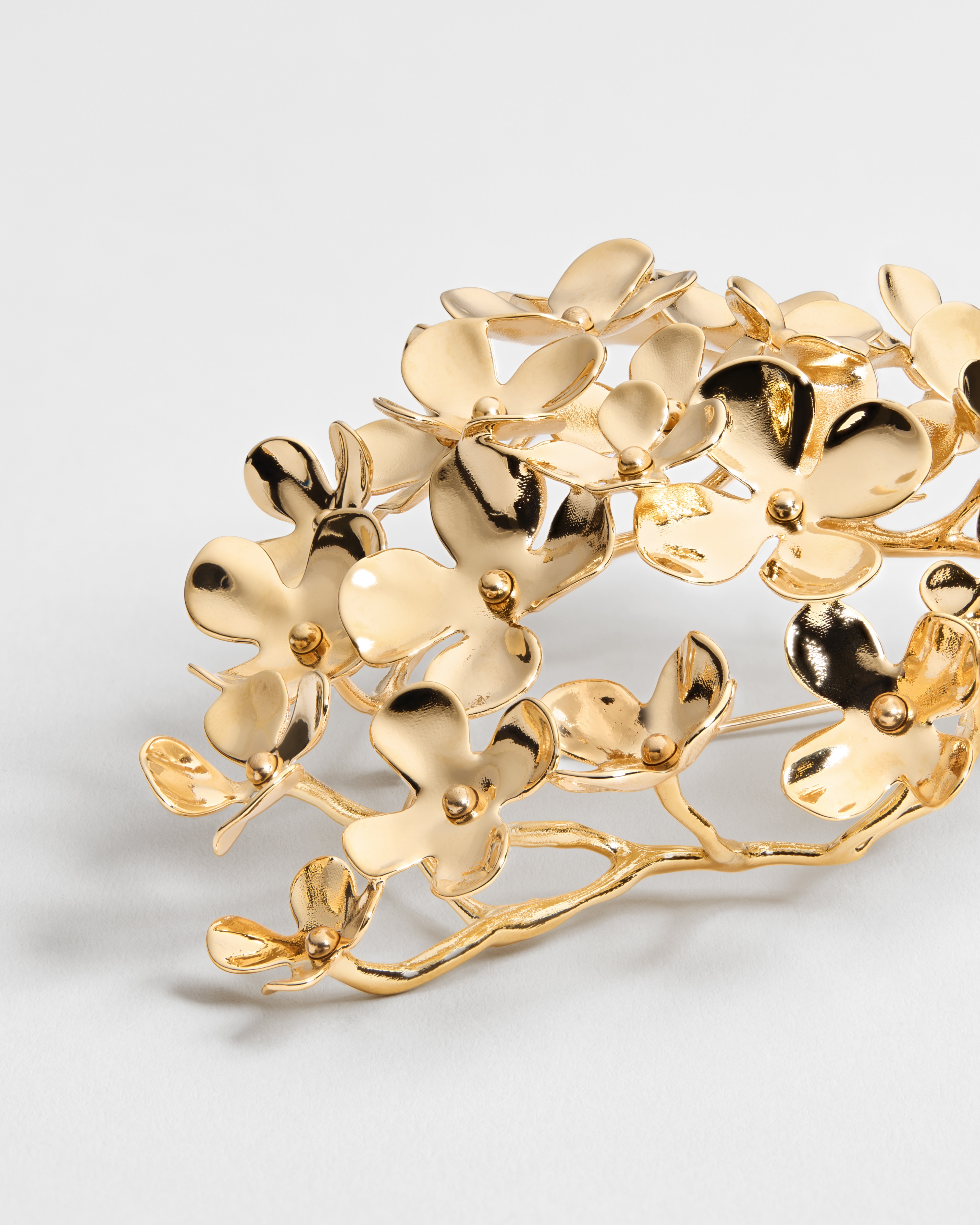 Dioriviera Dior Hortensia Brooch