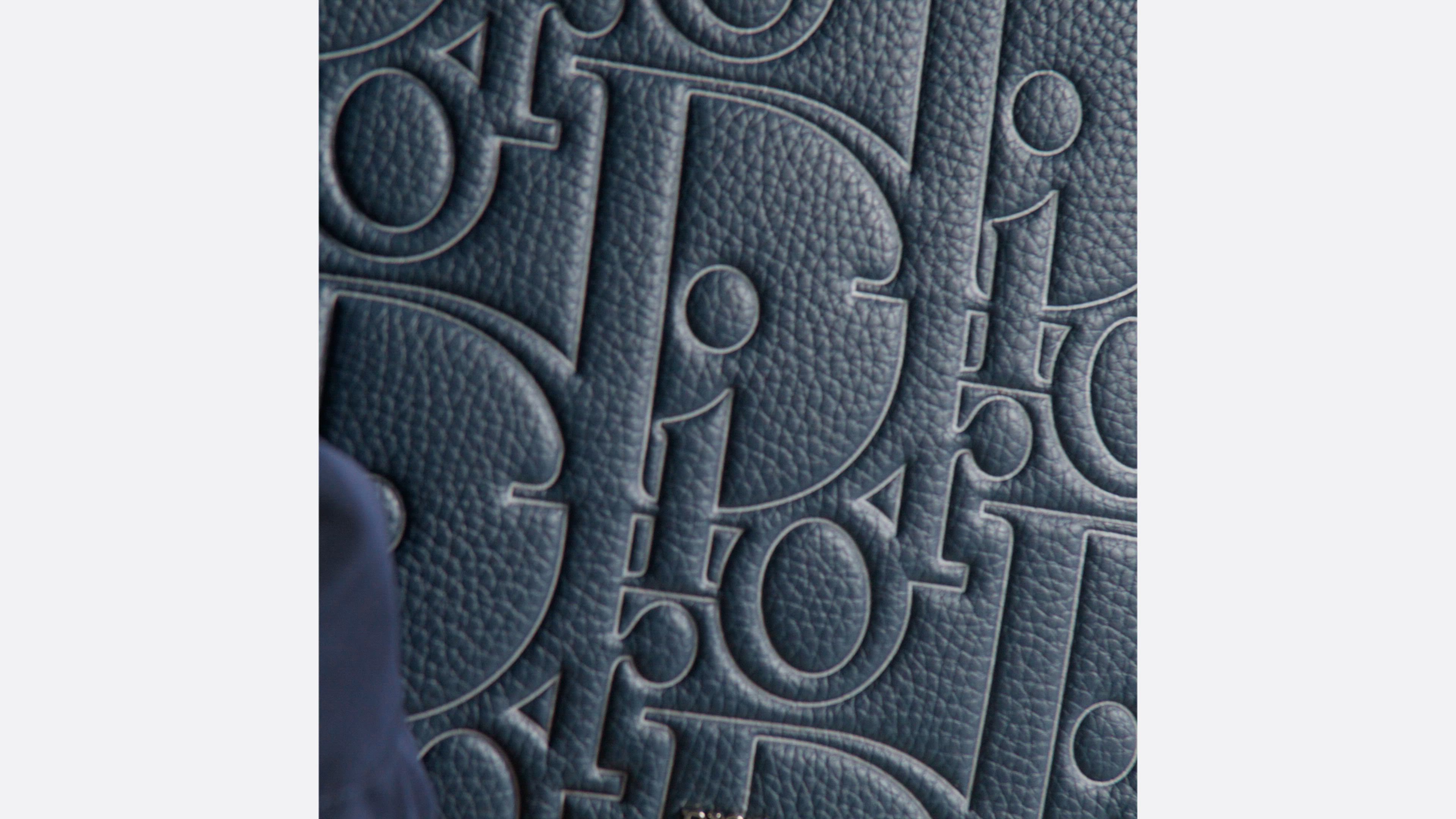 A5 Triangle Pouch Navy Blue Dior Gravity Outline Leather | DIOR