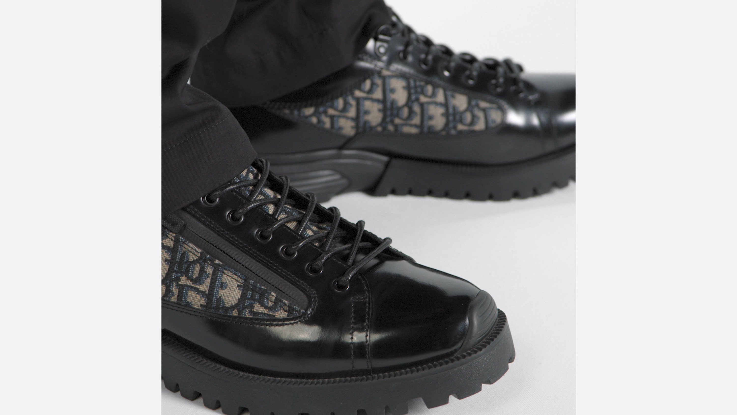 【極美品】DIOR ディオール DERBY M-EXPL BOAT SHOE 極美品】DIOR ディオール DERBY M-EXPL BOAT SHOE