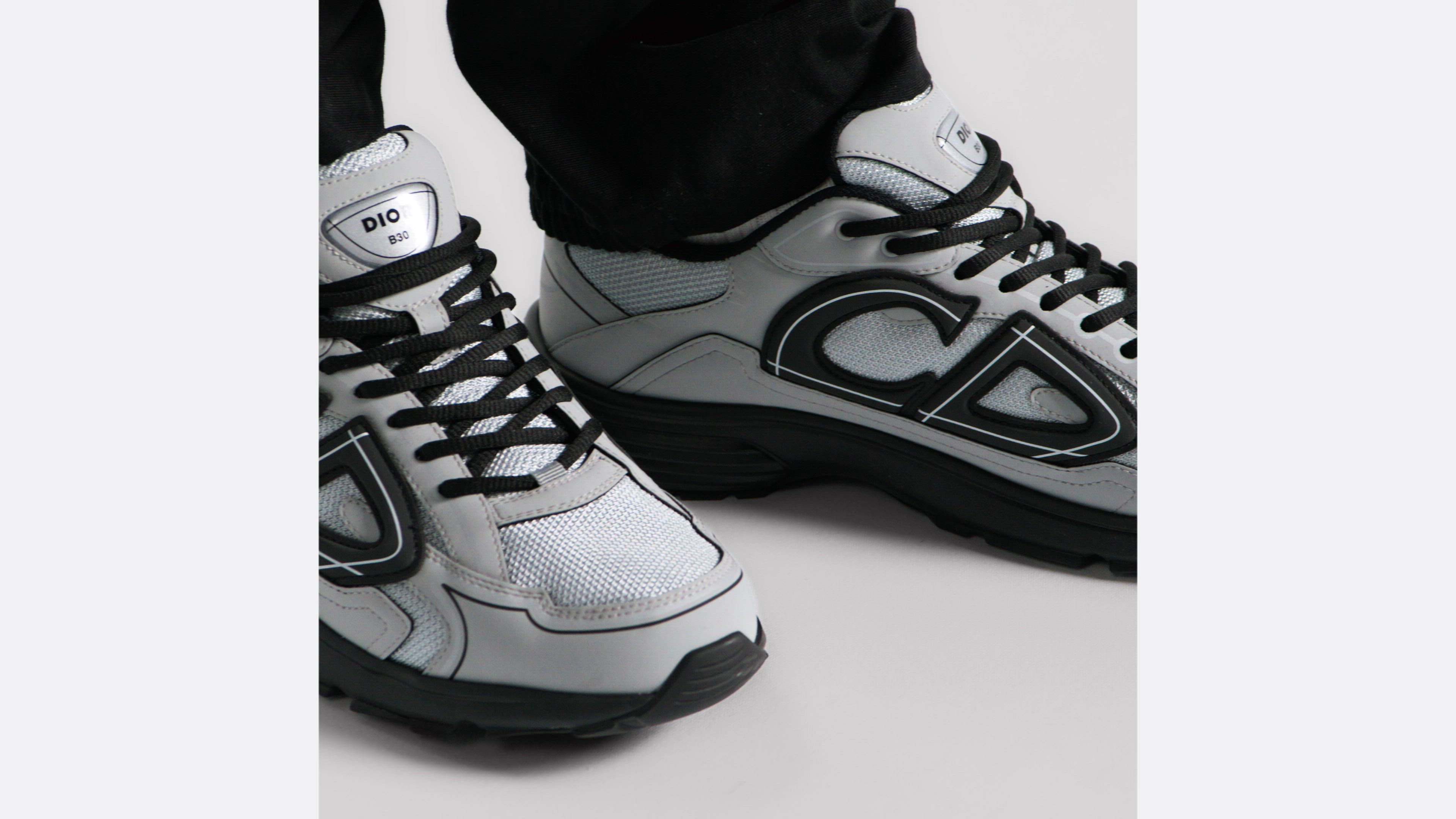 Dior B30 カウントダウン スニーカー　美品 B30 Countdown Sneaker Anthracite Gray Technical Mesh with Black