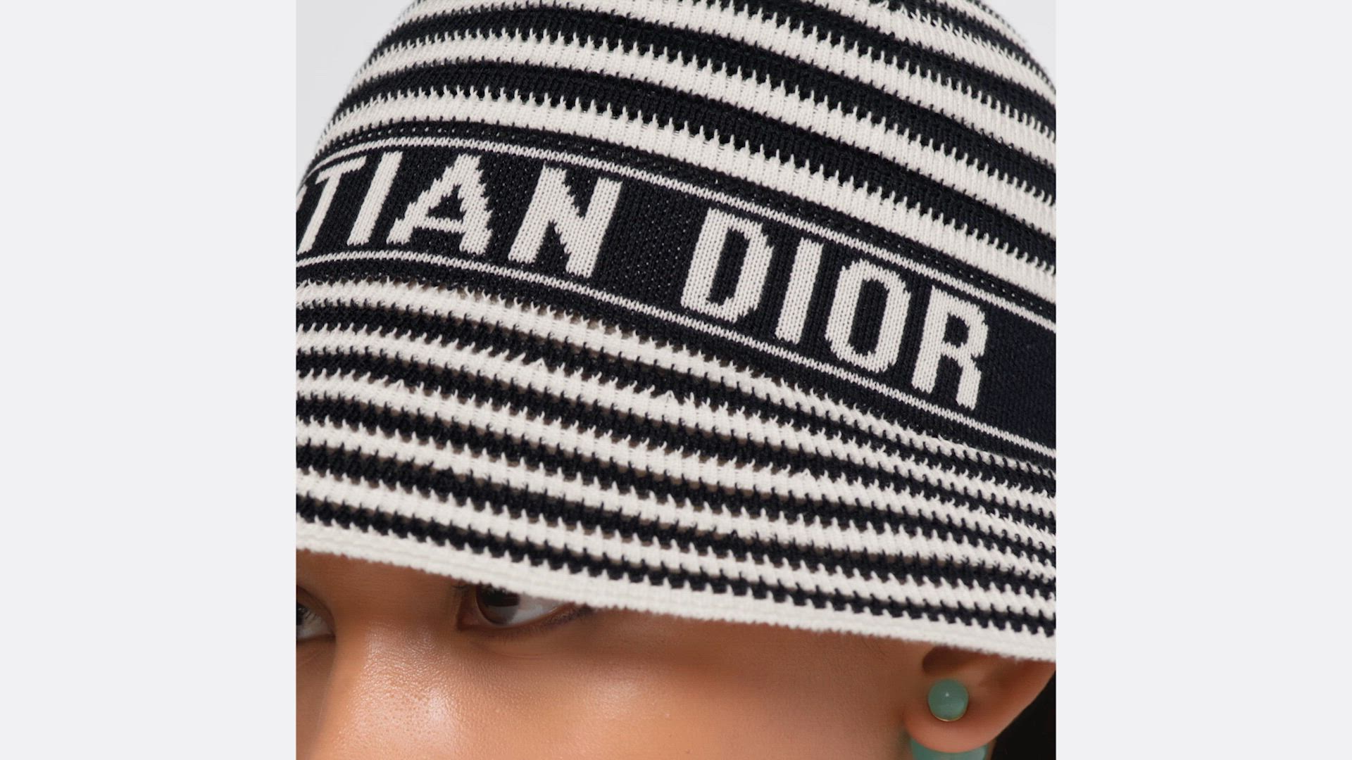 Dioriviera D-Tulipe クロシュハット M Dioriviera D-Tulipe Small Brim Cloche Navy Blue and White