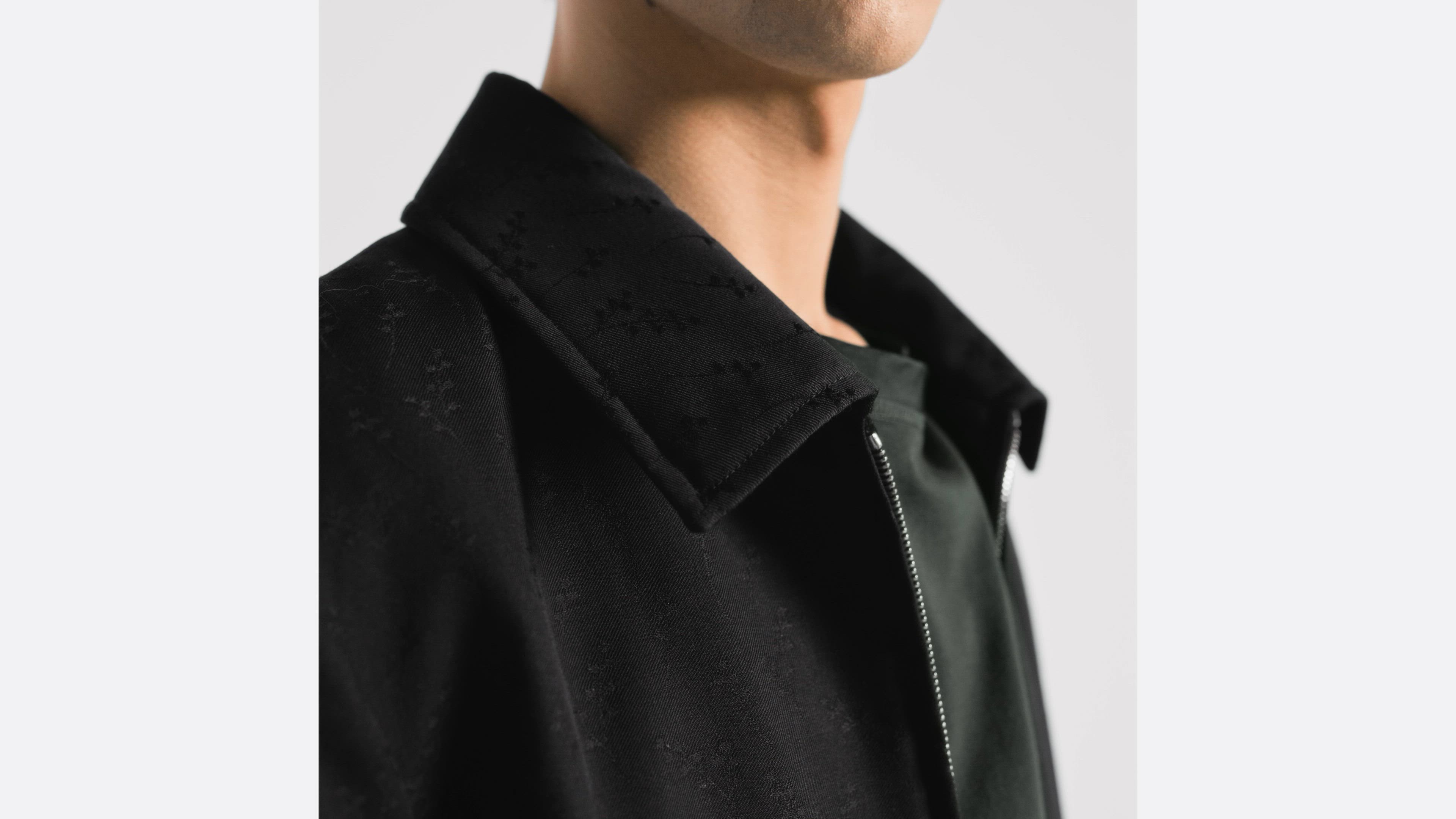 Reversible Zipped Jacket with Lily of the Valley Jacquard Gray
