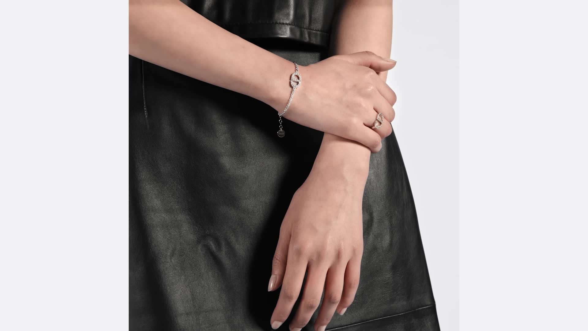 DIOR | Petit CD ブレスレット メタル & クリスタル