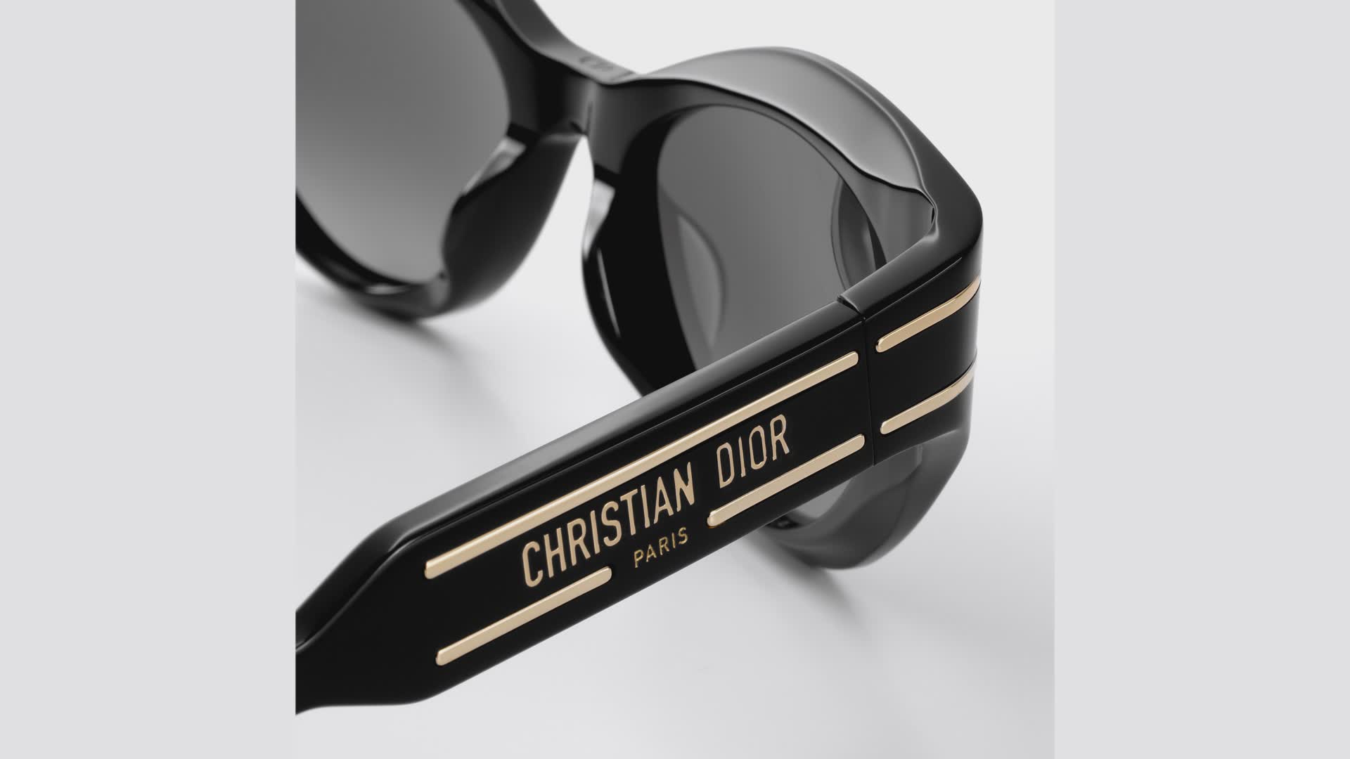 DiorSignature B7I Black Butterfly Sunglasses | DIOR