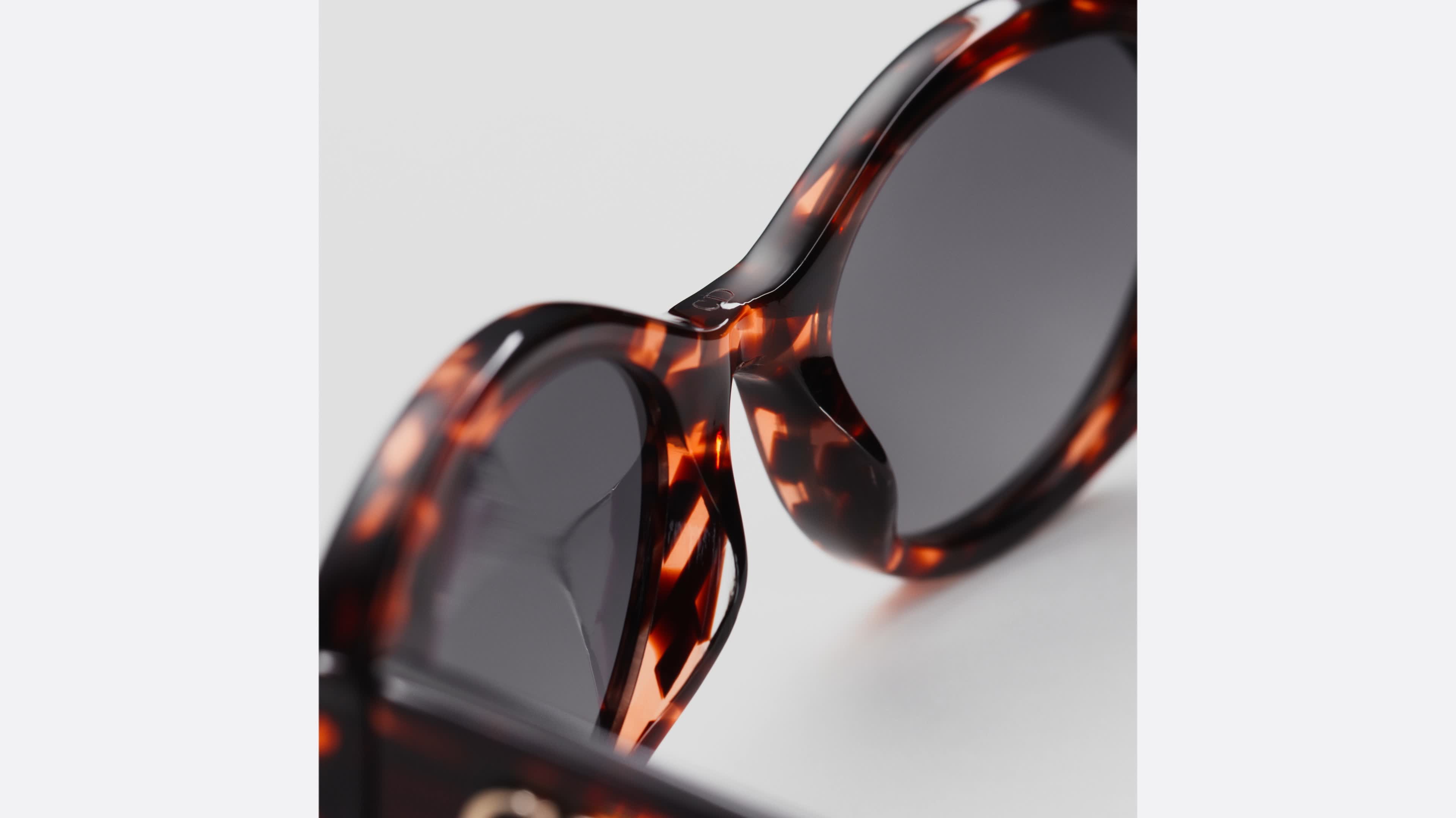 DIOR | DiorGlow サングラス バタフライ