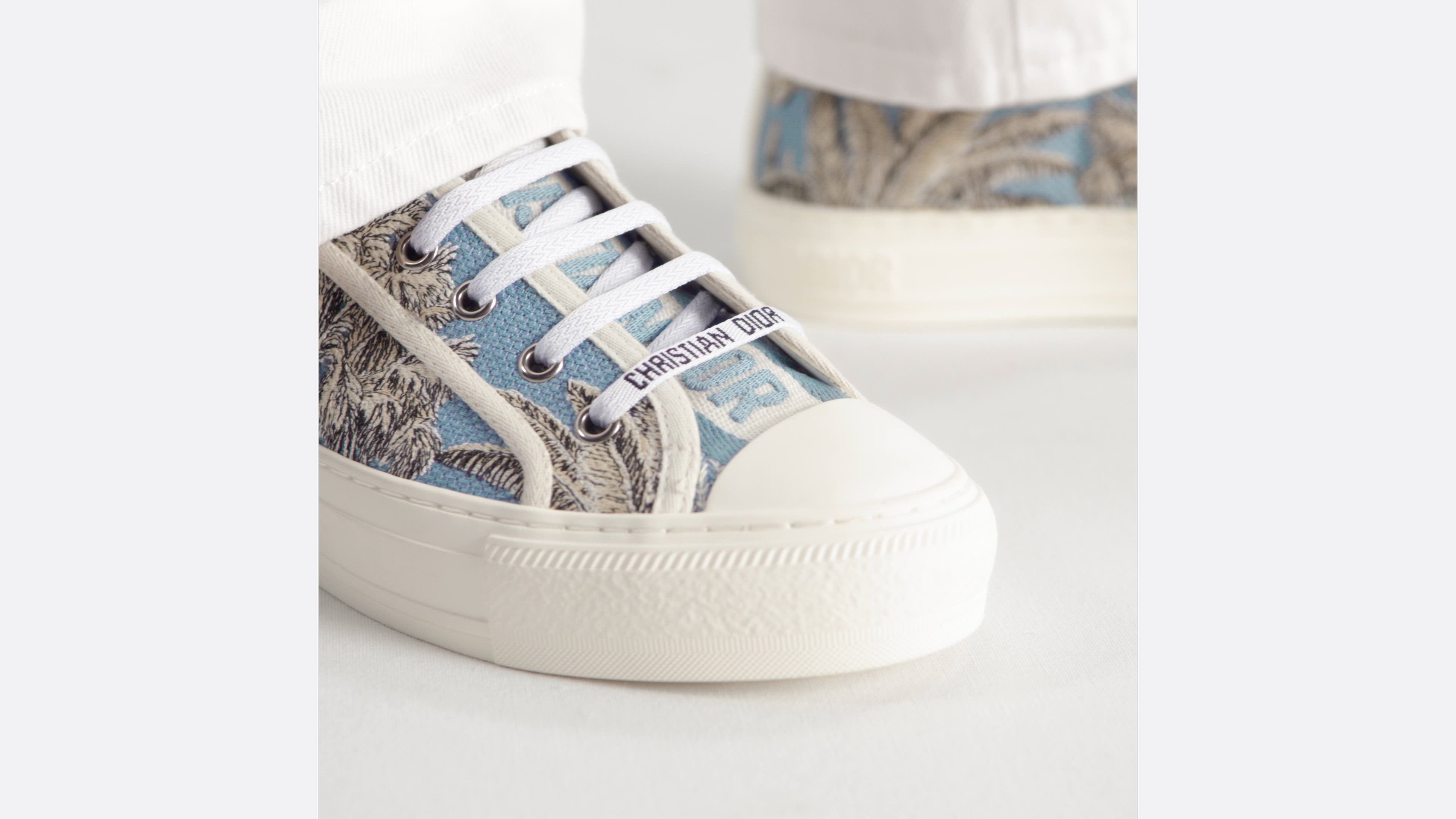 ディオール ウォーキンディオール スニーカー トワルドジュイ ライトブルー Dioriviera Walk'n'Dior Sneaker Celestial Blue and White Toile de