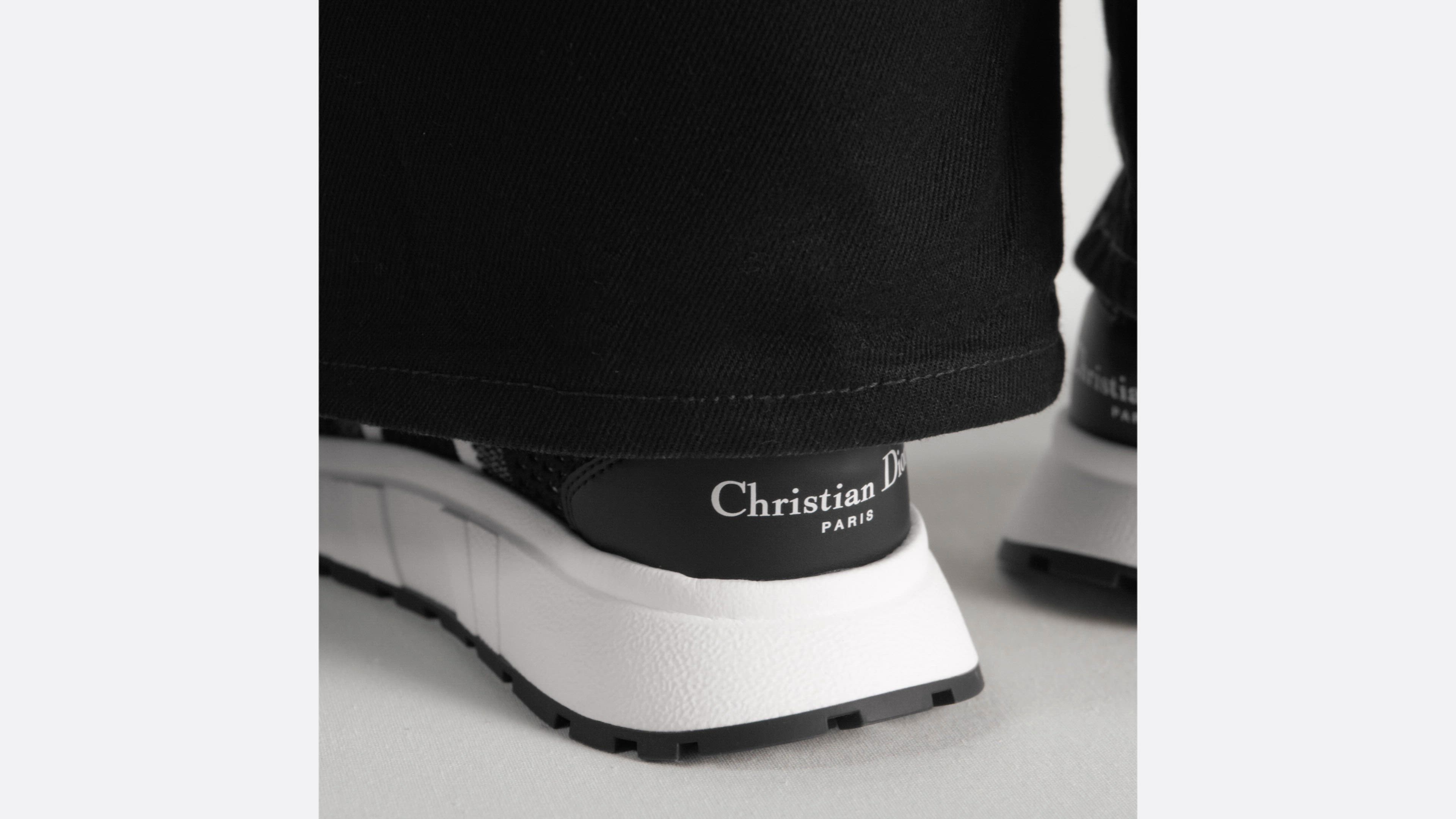 新品　ディオール　Run'n'Dior スニーカーテクニカルメッシュ DIOR | Run'n'Dior スニーカー テクニカル メッシュ