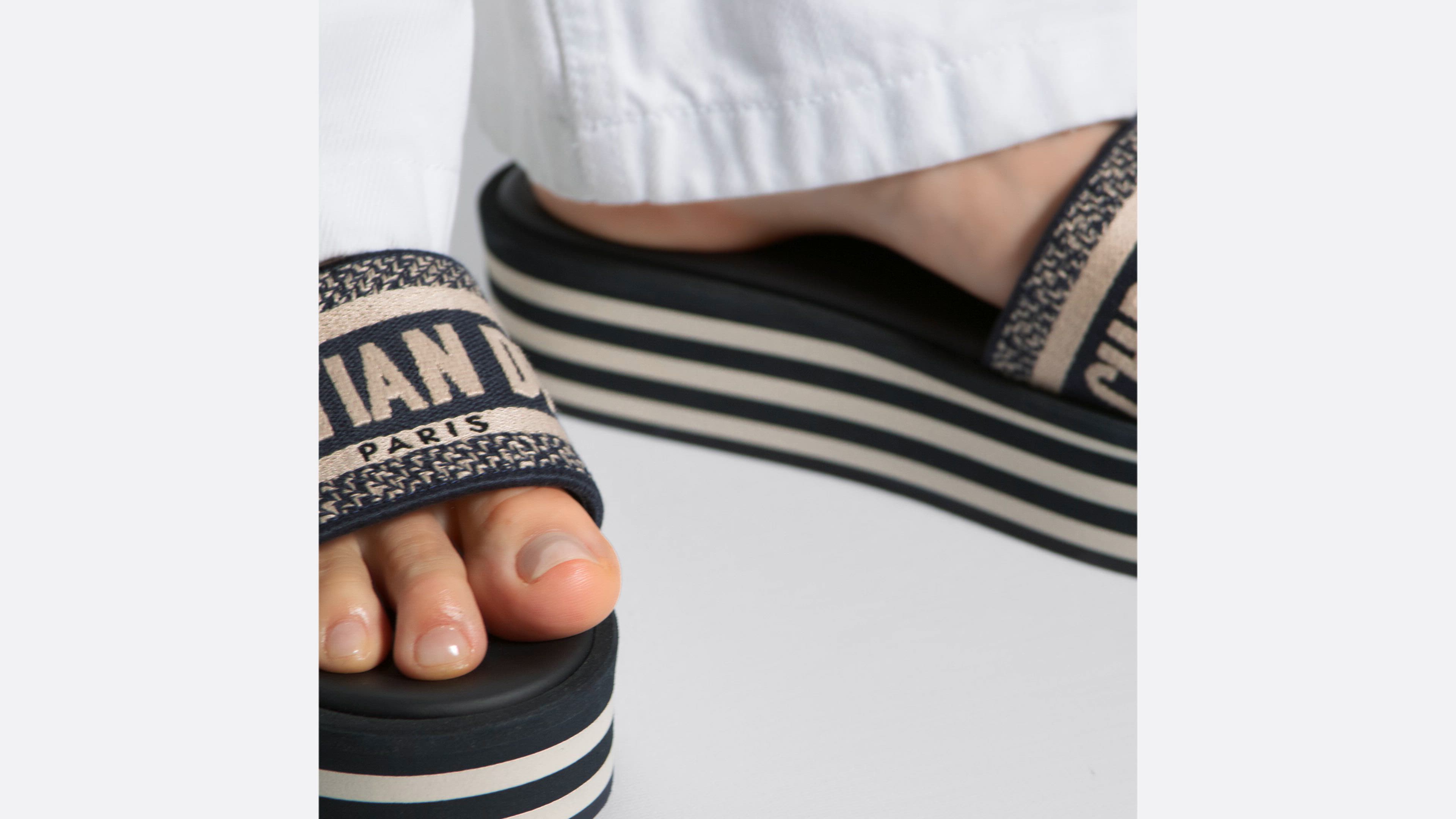 Dway Platform Slide Deep Blue Embroidered Cotton | DIOR