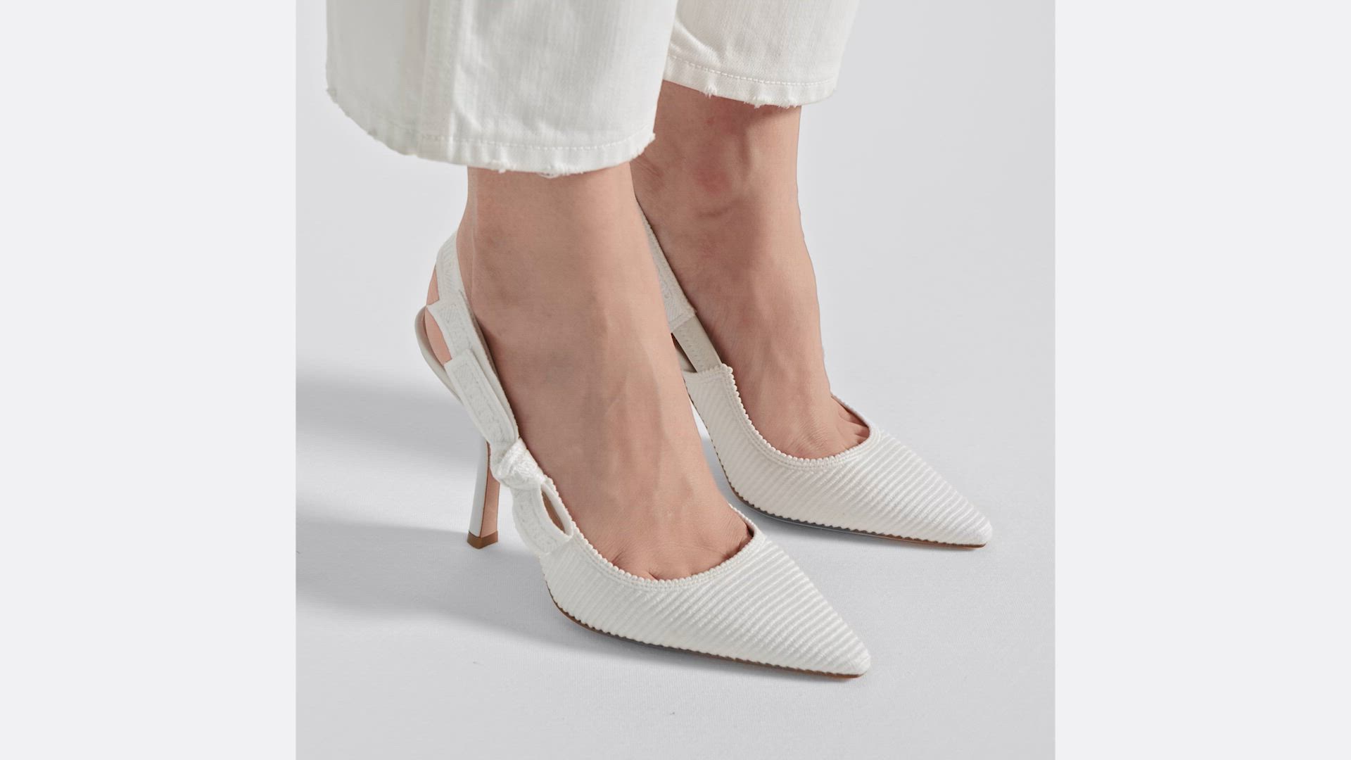 J'Adior Slingback Pump White Embroidered Cotton | DIOR
