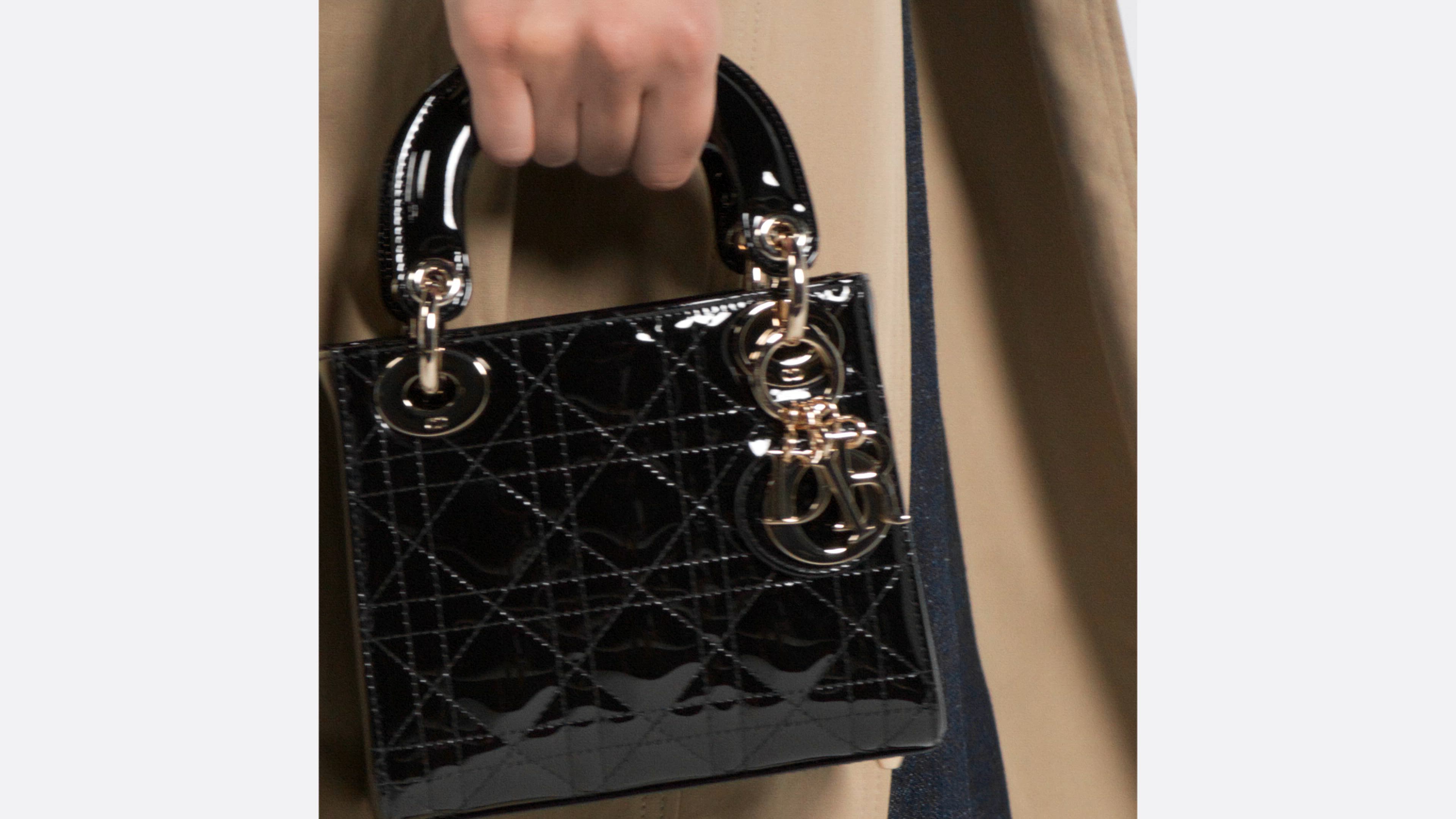 Lady Dior バッグ ミニ ブラック カナージュ パテントカーフスキン