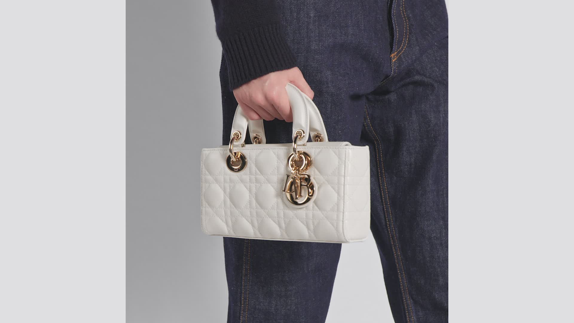 DIOR | Lady D-Joy バッグ スモール カナージュ ラムスキン