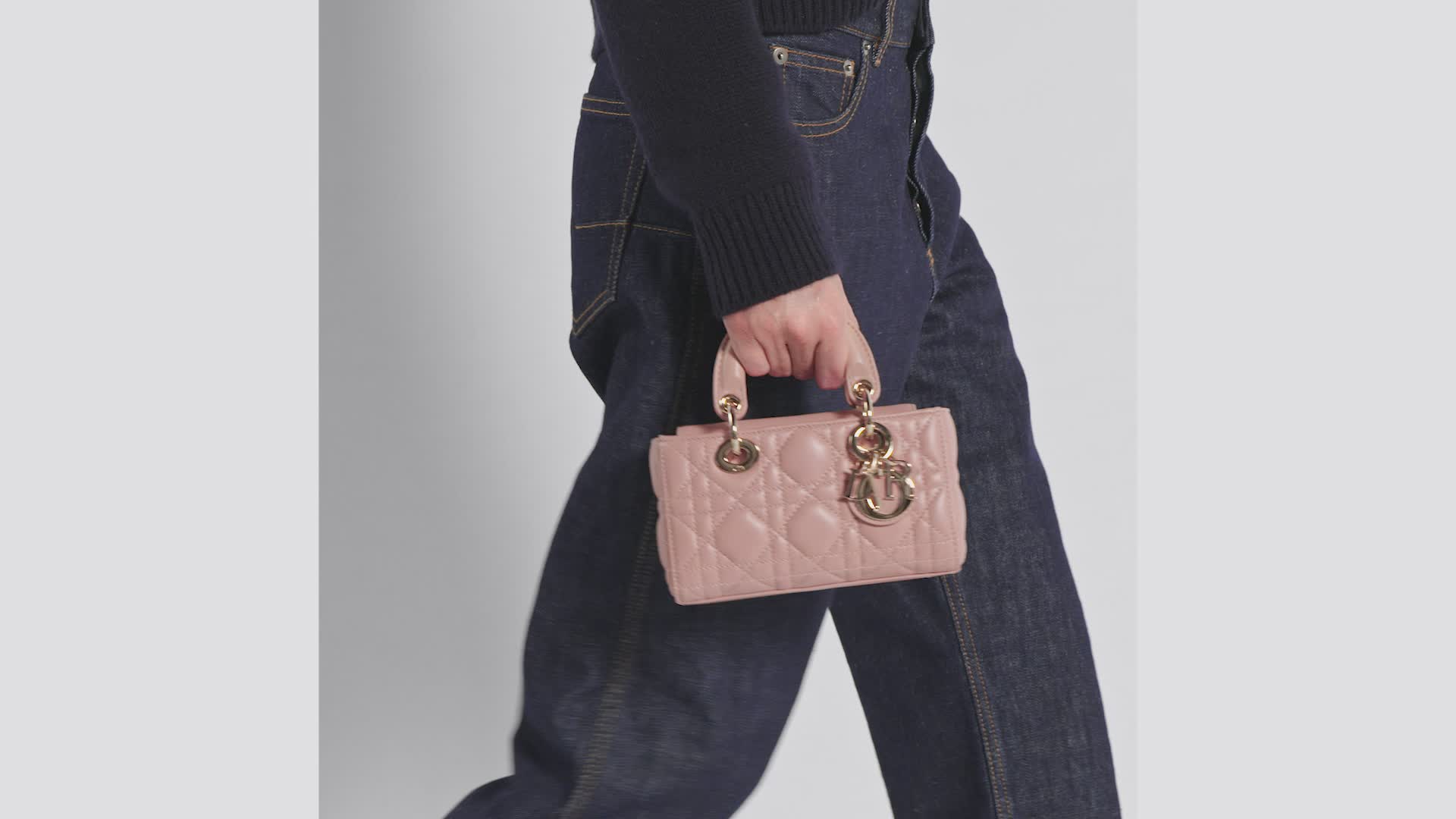 ★DIOR★LADY DIOR ラムスキン マイクロバッグ ⭐︎最終値下げ⭐︎ DIOR | Lady D-Joy マイクロバッグ カナージュ ラムスキン